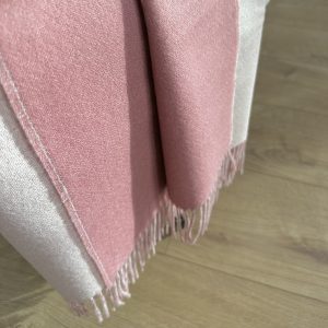 Różowy koc z wełny alpaki Portofino Pink